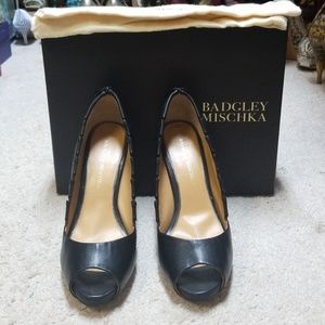 Bradley Mischka black leather heels sz 8